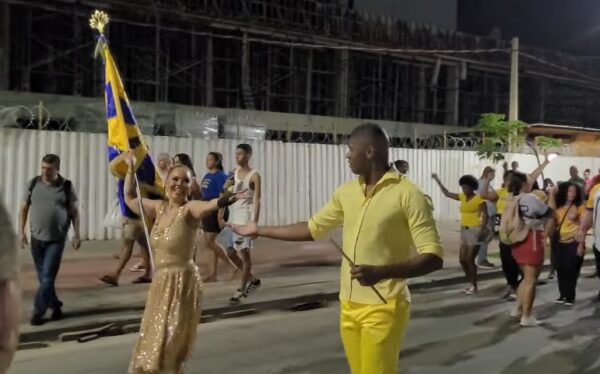 Unidos da Tijuca evidencia canto forte e refinamento do casal em ensaio de rua rumo ao Carnaval 2026 1 tijuca rua2 7