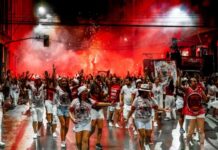 ‘Padrão Viradouro’ de qualidade continua! Sob chuva, escola lava a alma e mostra força dos quesitos em ensaio com canto potente