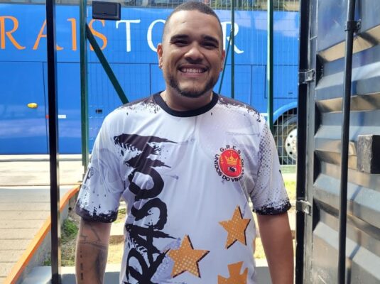 Viradouro grava samba oficial para 2026 e componentes se emocionam em homenagem para Ciça 2 viradourograva26 3