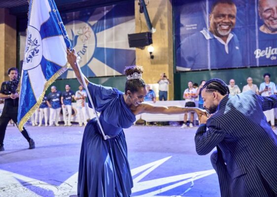 Arranco aposta na gargalhada e bateria é o destaque em minidesfile circense 2 arranco minidesfile26 1