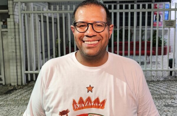 Casal em alto nível, canto constante e evolução solta impulsionam ensaio da Grande Rio 1 granderio rua14123