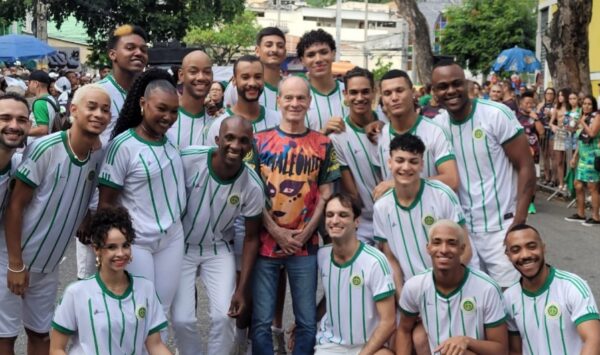 Presença de Ney Matogrosso coroa ensaio de rua potente da Imperatriz 2 imperatriz rua1412 1