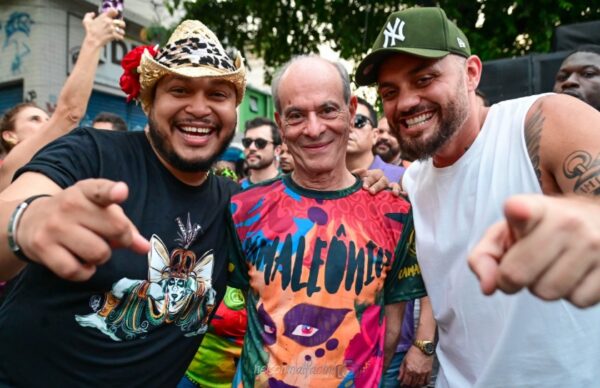 Presença de Ney Matogrosso coroa ensaio de rua potente da Imperatriz 5 imperatriz rua1412 6