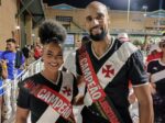 Rubro-negros por um dia vascaínos: Julinho e Rute vestem a Cruz de Malta para homenagear mestre Ciça