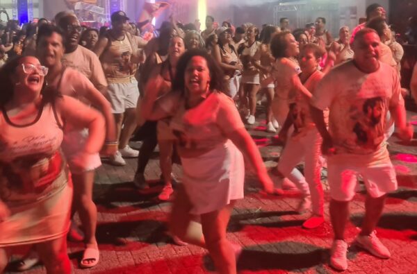 Safra com sambas do Grupo Especial de alto nível se confirma em apresentações nos minidesfiles na Fábrica do Samba 21 milenio minidesfile26 2