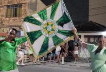 Mocidade ajusta detalhes e mostra força no ensaio de rua rumo ao Carnaval 2026