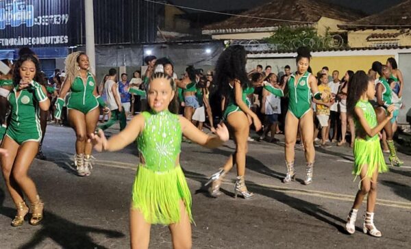 Mocidade ajusta detalhes e mostra força no ensaio de rua rumo ao Carnaval 2026 4 mocidade rua0612 4