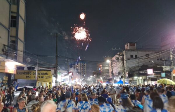 Tabajara brilhante, canto intenso e evolução segura: ingredientes do grande ensaio de rua da Portela 1 portela rua0712 7