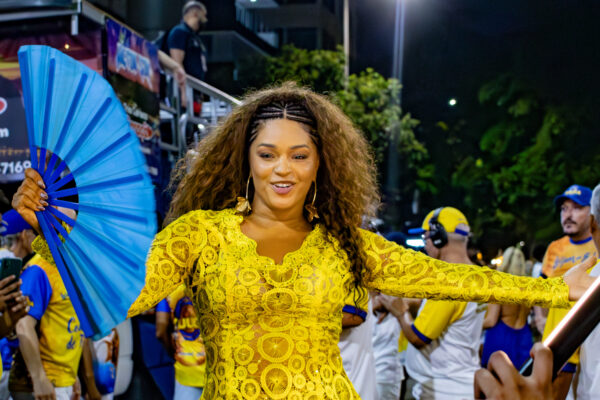 Unidos da Tijuca ensaia na rua Conde de Bonfim neste domingo 1 Juliana Alves