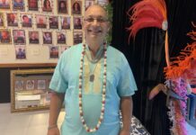 “O sonho de chegar ao topo”: carnavalesco Sandro Gomes revela detalhes do desfile 2026 da Unidos da Barra da Tijuca