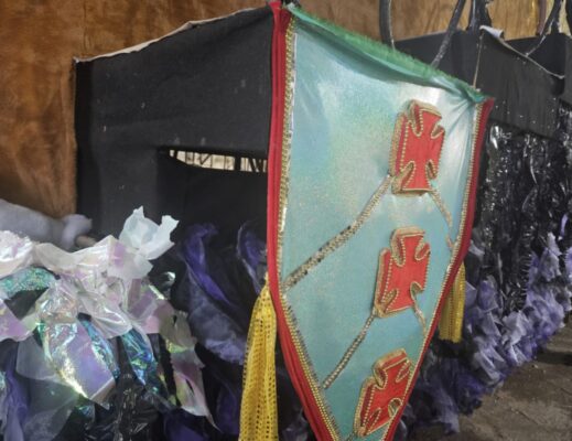 Especial barracões SP 2026: No ano de seus 70 anos, Unidos do Peruche embala o carnaval ao som da história do pandeiro 5 Screenshot 20260128 180604 Gallery