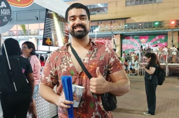 Samba da Vila Isabel ultrapassa fronteiras da escola e ganha o povo do carnaval 3 adrianosambista