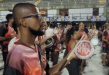 Unidos de Bangu abre temporada dos ensaios de bateria na Sapucaí sob nova fase com o comando de mestre Dinho