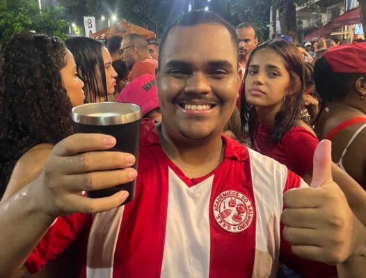 Salgueiro faz o samba ecoar alto no Baródromo e aquece comunidade na busca pela décima estrela no Carnaval 2026 7 barodromojorge