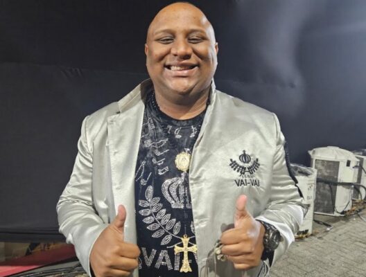 Samba do Vai-Vai aposta em refrão forte e leitura cinematográfica para o Carnaval 2026 2 cantor vaivai