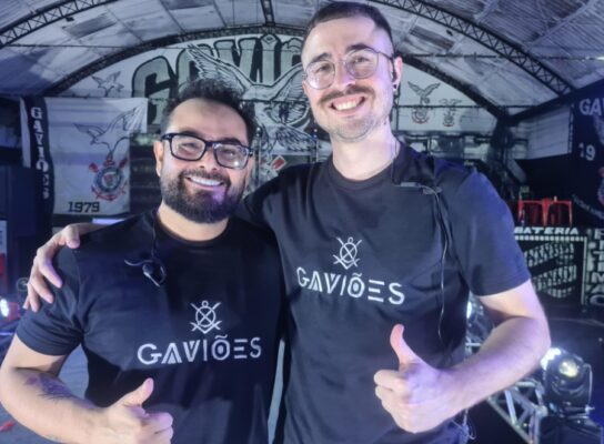 Enredo originário sem verde? Carnavalescos dos Gaviões da Fiel tranquilizam: 'Essa cor não faz falta alguma' 1 carnavalescos gavioes