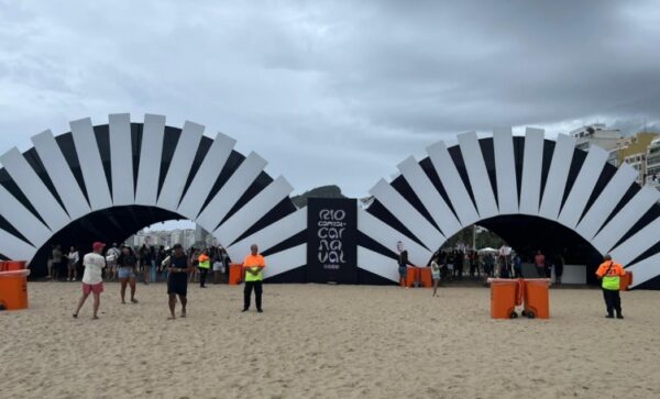 Carnaval Fan Fest conecta Sapucaí e Copacabana em nova experiência do samba 3 fanfest 26 7