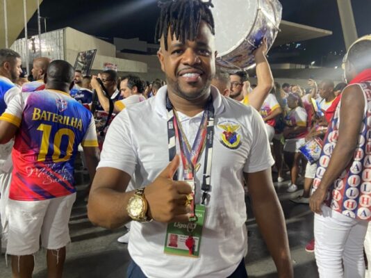 Comunidade mostra força e impulsiona União da Ilha em ensaio técnico 7 ilha et26 1