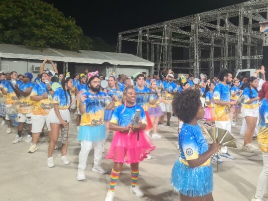 Bateria e comissão de frente impulsionam ensaio técnico da Imperador do Ipiranga 6 imperador et26 7