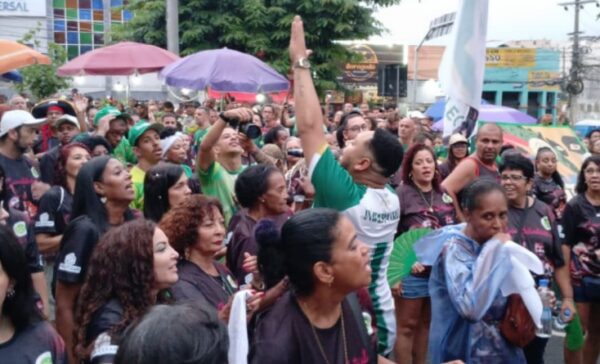 Imperatriz encerra ensaios de rua em alto nível e consolida força para brigar pelo título do Carnaval 2026 2 imperatriz rua2401 04