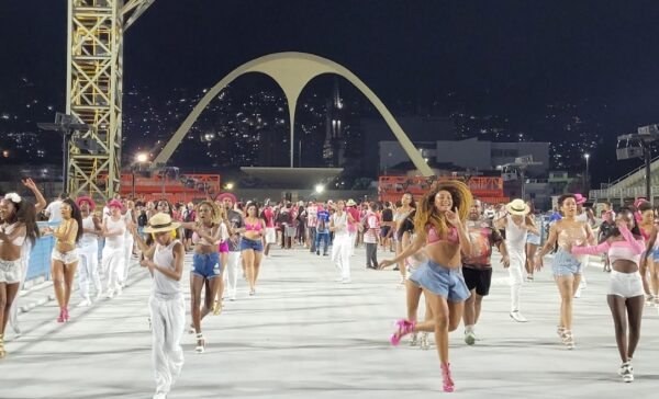 Mestre Pelezinho destaca marcações da bateria em ensaio do Jacarezinho 4 jacarezinho bateriasetor11 4