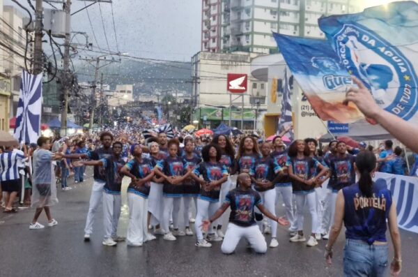 Portela faz do último ensaio de rua um 'grande xirê' com canto impactante da comunidade 6 portela rua2501 6