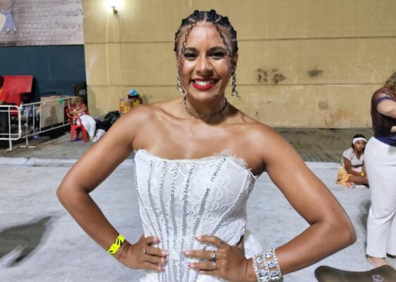 ‘Cada mulher tem sua Carolina’: ala cênica da Tijuca faz sucesso com emoção e protesto 2 vaniatijuca