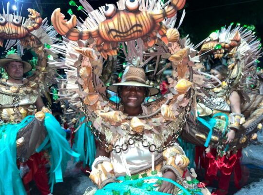 Reparação Histórica: Unidos de Padre Miguel dá um novo significado à história de Clara Camarão 2 A assistente social Beatriz Custodia de 26 anos