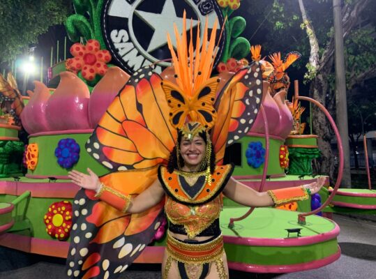 A engenheira e integrante da escola ha quatro anos Gabriele Rodrigues