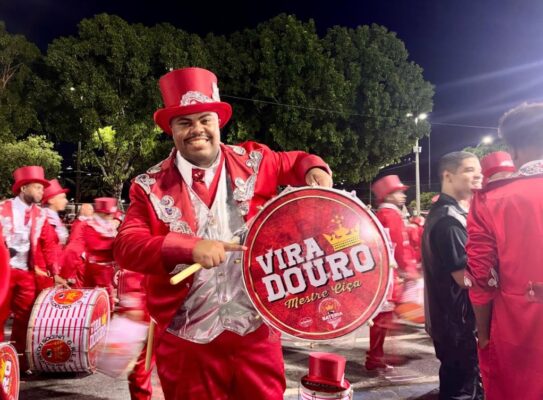 Caique Reis de 31 anos