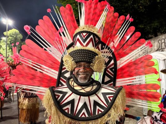 Celso da Silva psicologo de 65 anos