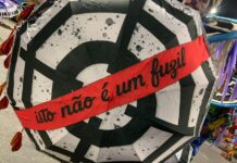 “A Bala Não Erra o Alvo”: ala do Império Serrano impacta a Avenida ao protestar contra a violência no Rio de Janeiro
