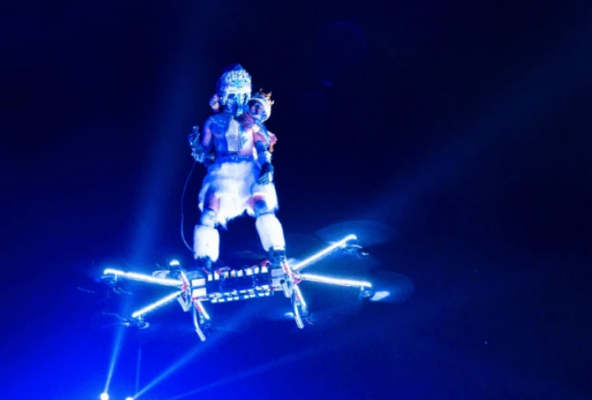 Drone tripulado durante o desfile da Portela