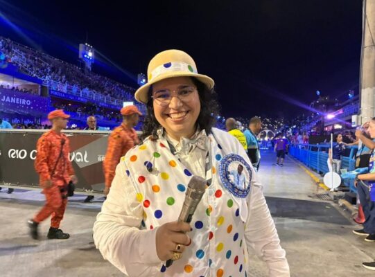 Do enredo aos bastidores, mulheres comandam o Arranco na Sapucaí: 'Devolver o matriarcado para o samba' 2 Ha quatro anos como interprete oficial Pamela revela que a cobranca e constante