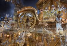 Abre-alas da Unidos de Vila Isabel recria Praça Onze e abre desfile com sonho, ouro e memória