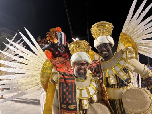 Terreiro que forma, Sapucaí que consagra: Acari transforma fé em arte no abre-alas da Série Ouro 4 IMG 8027