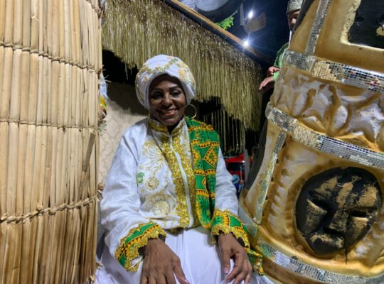 Rosemery Santana de 77 anos integrante do Departamento Feminino da escola