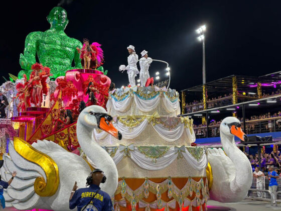 aguiadeouro desfile26 16