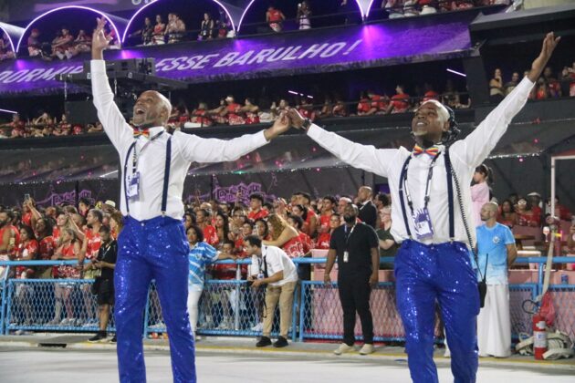 arranco desfile 2026 01