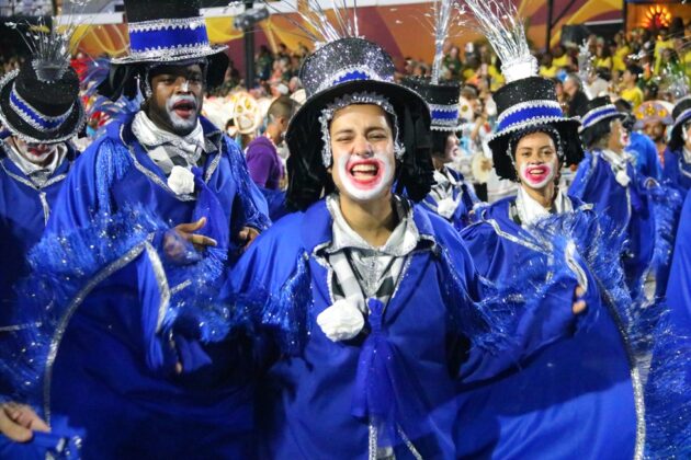 arranco desfile 2026 15