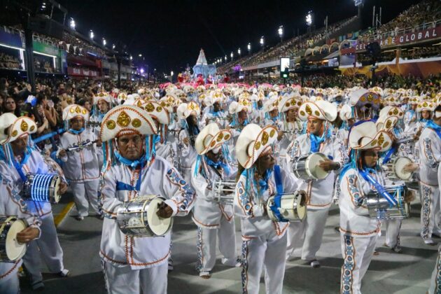 arranco desfile 2026 17
