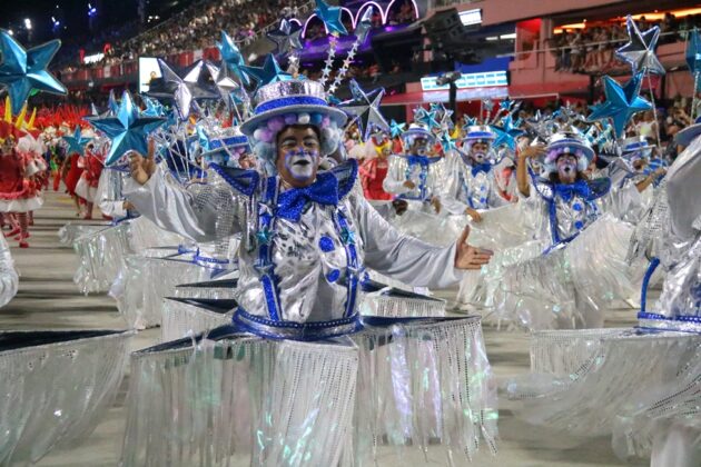 arranco desfile 2026 21