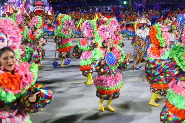 arranco desfile 2026 23