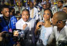 ‘Nunca vivi uma emoção tão grande’, afirma intérprete da Beija-Flor