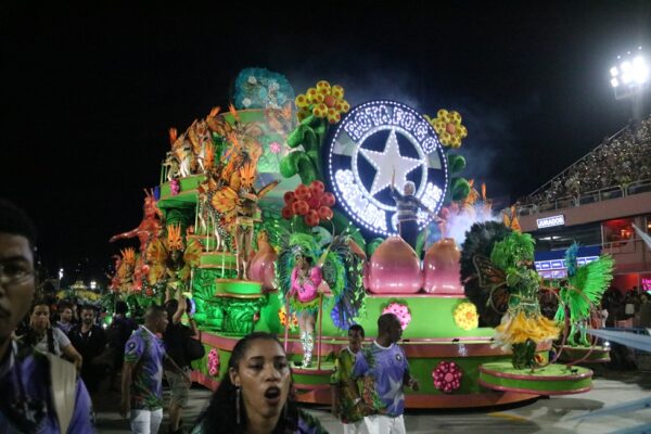 botafogo desfile 2026 07