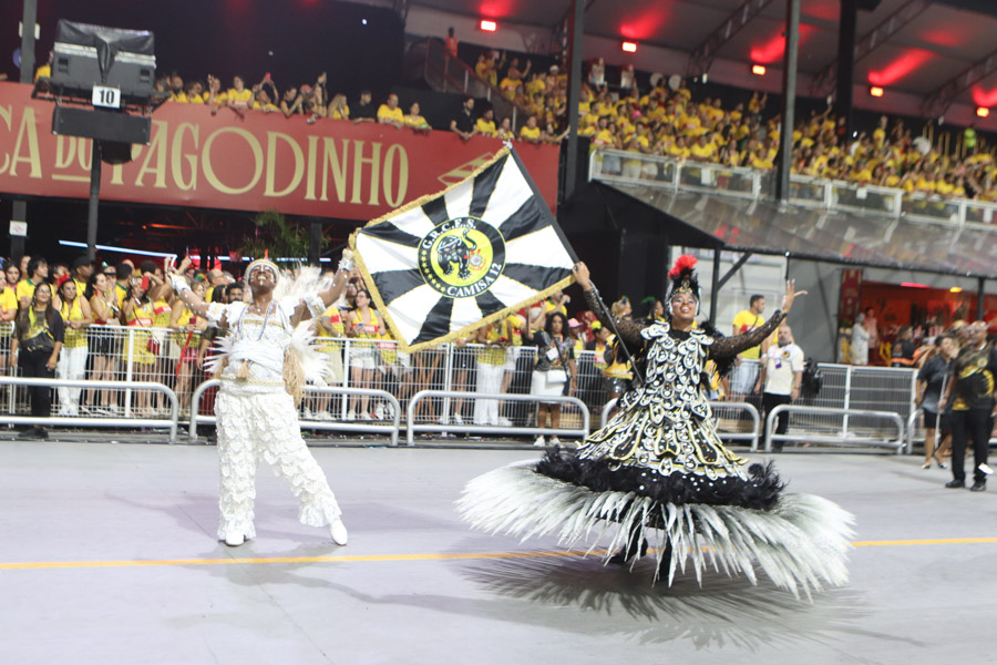 Bateria se destaca positivamente no desfile do Camisa 12 3 camisa12 desfile26 woodyhenrique felipearaujo ligasp 20