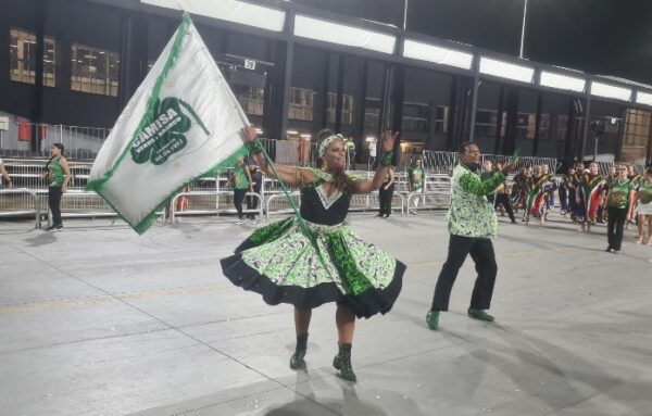 Exu conduz Camisa Verde e Branco em ensaio técnico de impacto no Anhembi 2 camisa et2 1