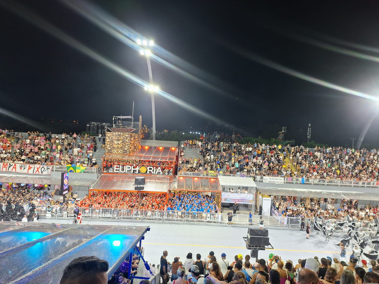 Técnica e plástica consistentes colocam Colorado do Brás entre os destaques da noite 6 colorado desfile26 001