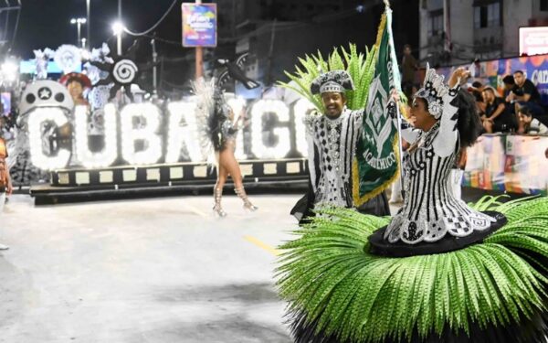 Com o canto da comunidade, Cubango faz o amanhecer virar espetáculo na Intendente 2 cubango 2026 2