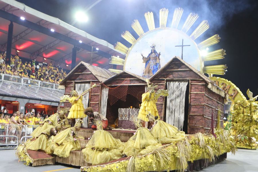 Comissão emocionante e samba erudito são destaques do desfile da Dom Bosco de Itaquera 1 dombosco desfile26 woodyhenrique felipearaujo ligasp 22